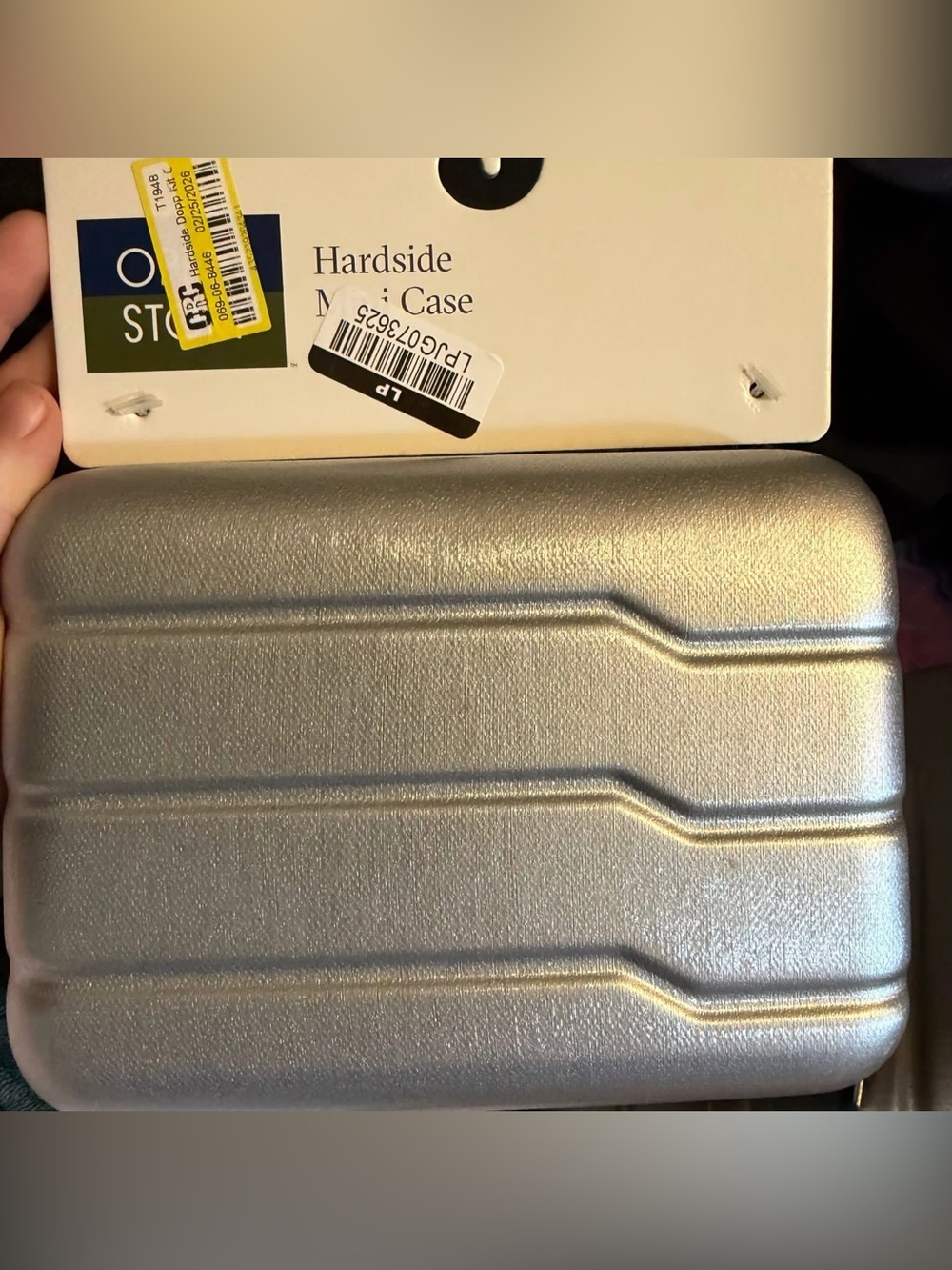 Silver Hardside Key & Card Holder Case - O?ST? Brand